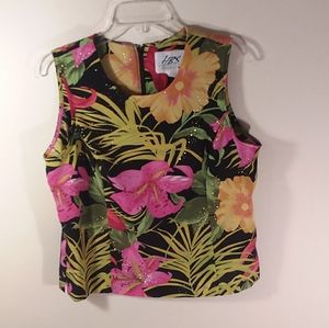 U415. HBS. Sleeveless blouse. Size 14. Flowers